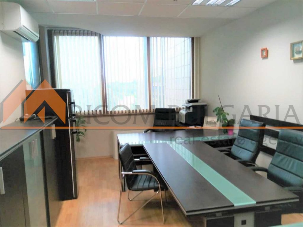 Луксозeн офис в Бизнес Център "Димят" - Варна - 13 - Ricom Bulgaria