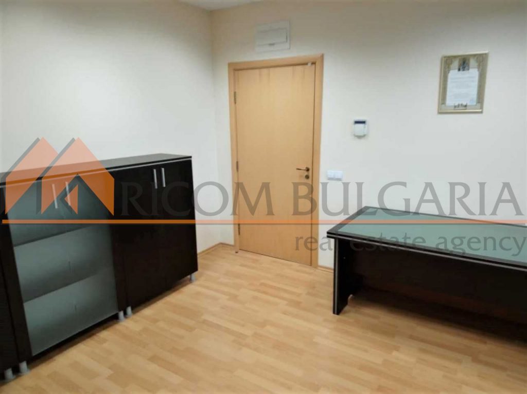 Луксозeн офис в Бизнес Център "Димят" - Варна - 3 - Ricom Bulgaria