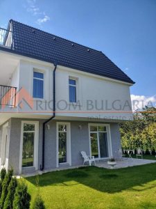  - 2 - Ricom Bulgaria