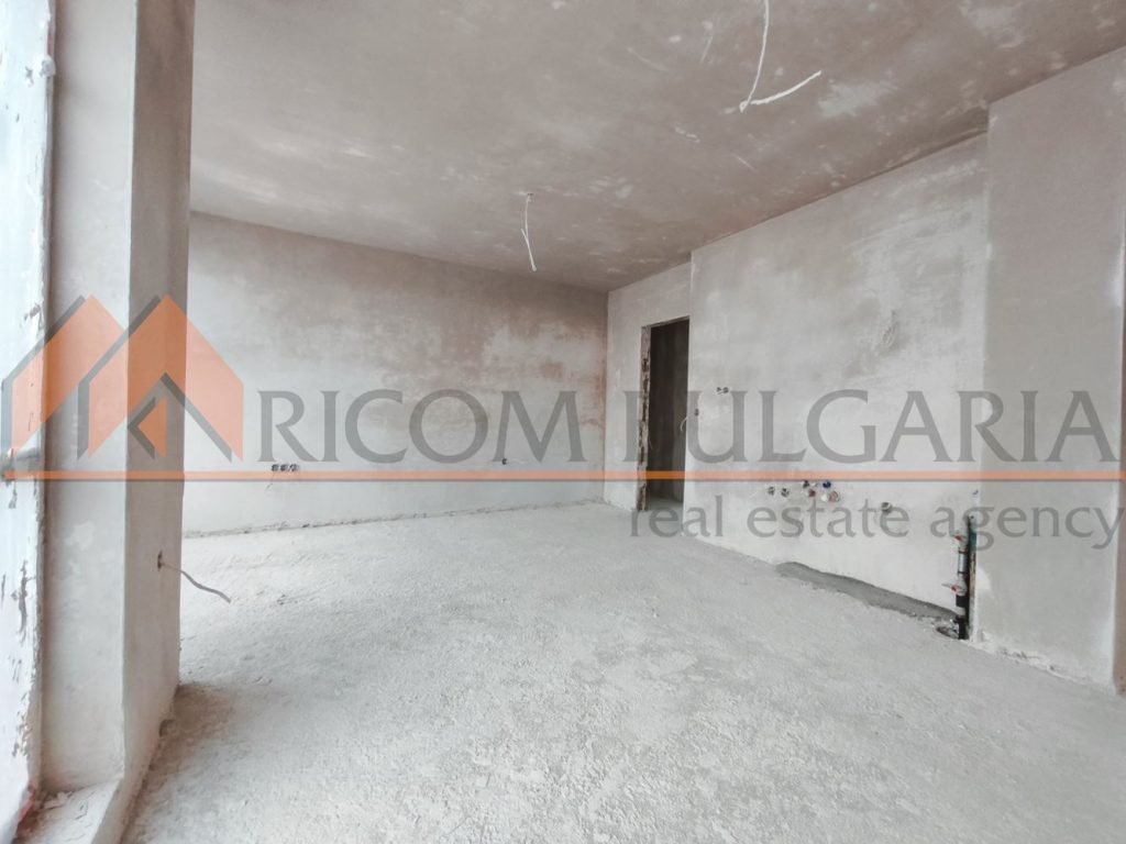 Нов проект сграда RHEIA в кв.Бриз! АПАРТАМЕНТ №1 с площ 78,93 кв.м. и веранда 21,2кв.м., находящ се на партерен етаж. - 7 - Ricom Bulgaria