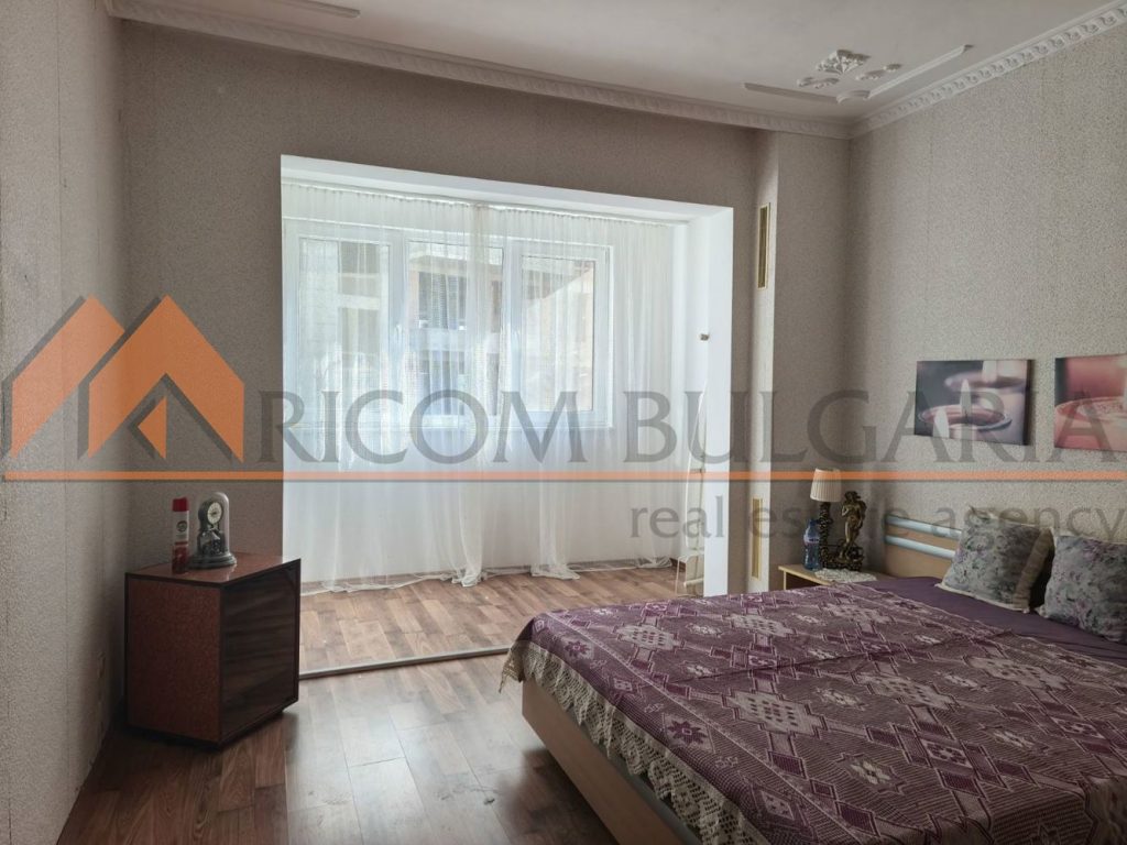 ОБЗАВЕДЕН ТРИСТАЕН АПАРТАМЕНТ кв.ВЪЗРАЖДАНЕ, БЛ. 26! - 4 - Ricom Bulgaria