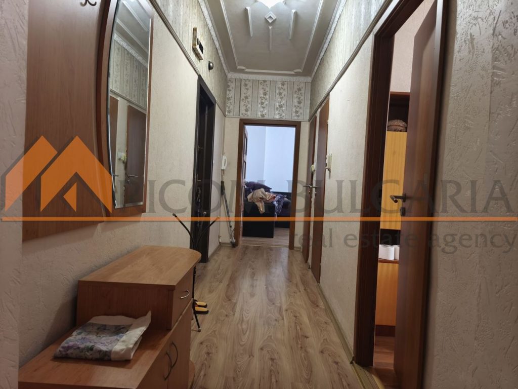 ОБЗАВЕДЕН ТРИСТАЕН АПАРТАМЕНТ кв.ВЪЗРАЖДАНЕ, БЛ. 26! - 6 - Ricom Bulgaria