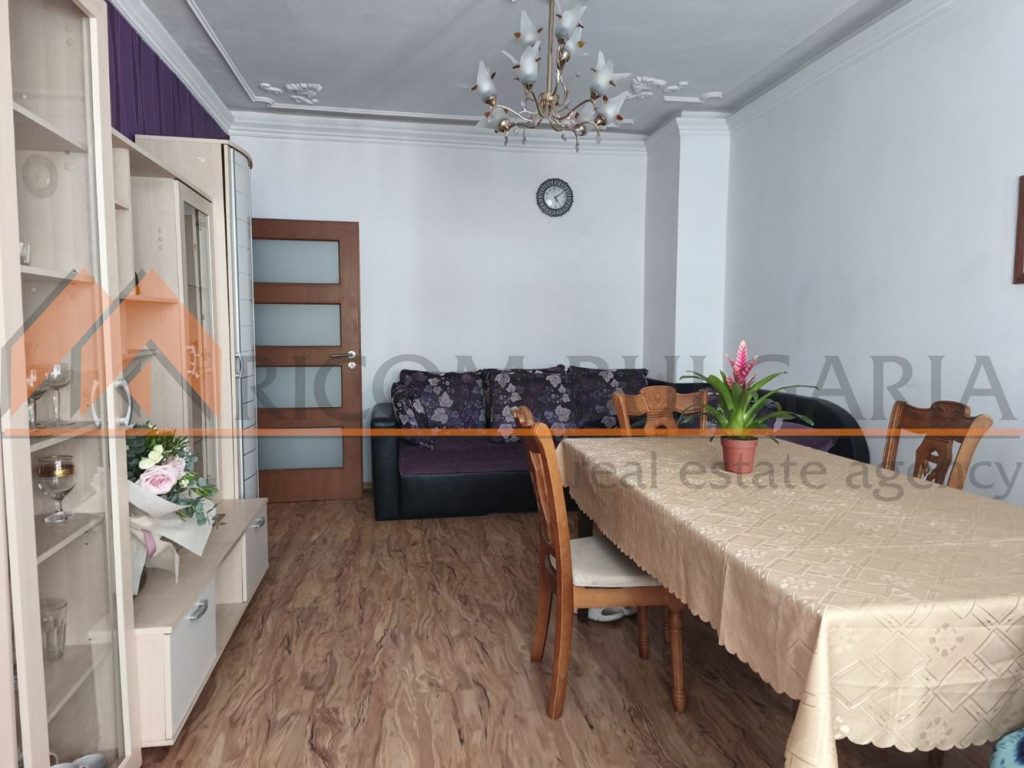 ОБЗАВЕДЕН ТРИСТАЕН АПАРТАМЕНТ кв.ВЪЗРАЖДАНЕ, БЛ. 26! - 7 - Ricom Bulgaria