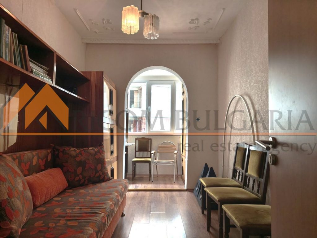 ОБЗАВЕДЕН ТРИСТАЕН АПАРТАМЕНТ кв.ВЪЗРАЖДАНЕ, БЛ. 26! - 8 - Ricom Bulgaria