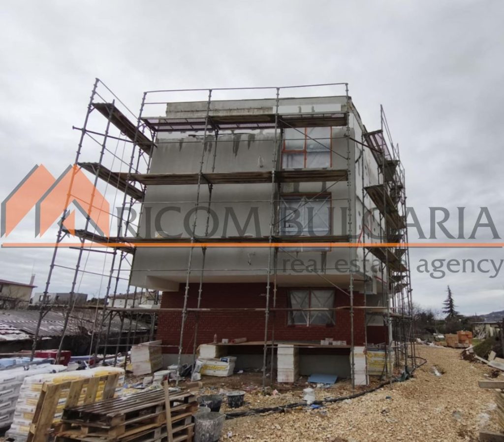 Двустаен апартамент в кв.Бриз! Среден етаж! Покрит изцяло! Две южни стаи! - 7 - Ricom Bulgaria