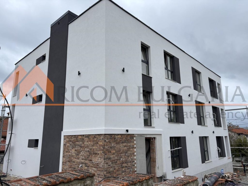 Тристаен апартамент в нова жилищна сграда в центъра на кв. Виница - 1 - Ricom Bulgaria
