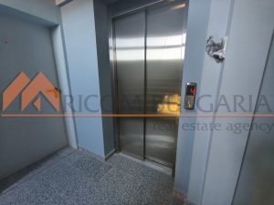 РИКОМ БЪЛГАРИЯ продава тристаен апартамент от мезонетен тип в централната част на гр.Варна! Пред Акт 16! - 8 - Ricom Bulgaria