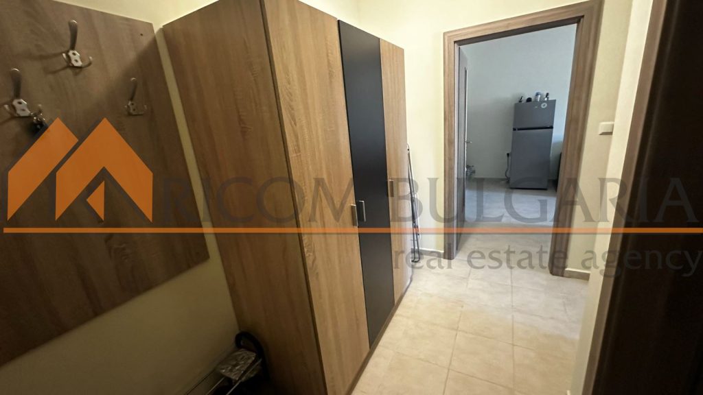 Двустаен апартамент с площ 45 кв.м. и прилежащ собствен двор 25 кв.м. - 12 - Ricom Bulgaria