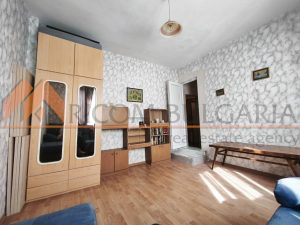 ОБЗАВЕДЕН ТРИСТАЕН АПАРТАМЕНТ С ПАРКОМЯСТО В КВ.АСПАРУХОВО! - 4 - Ricom Bulgaria